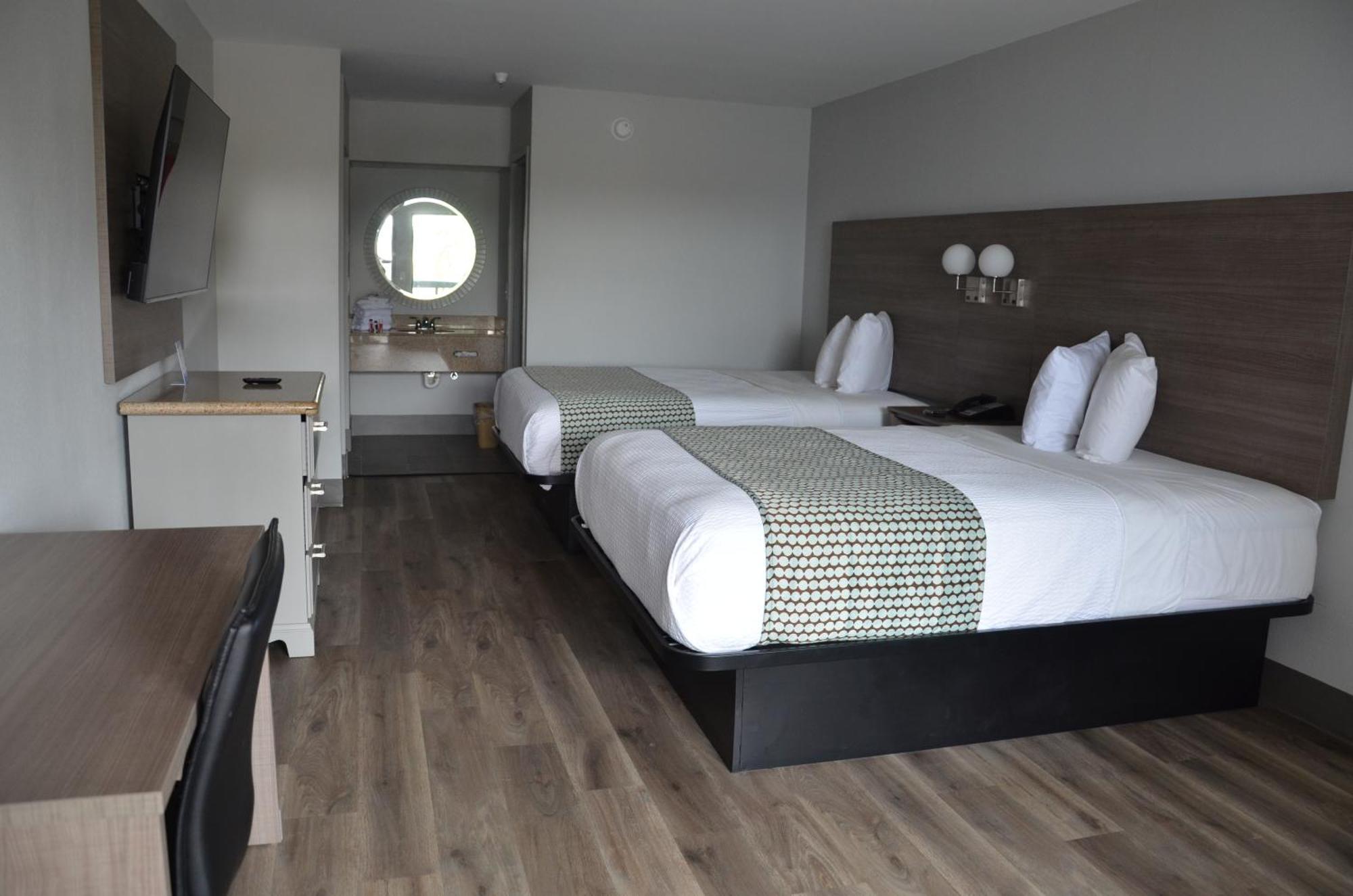 Baymont Suites Covington Ngoại thất bức ảnh