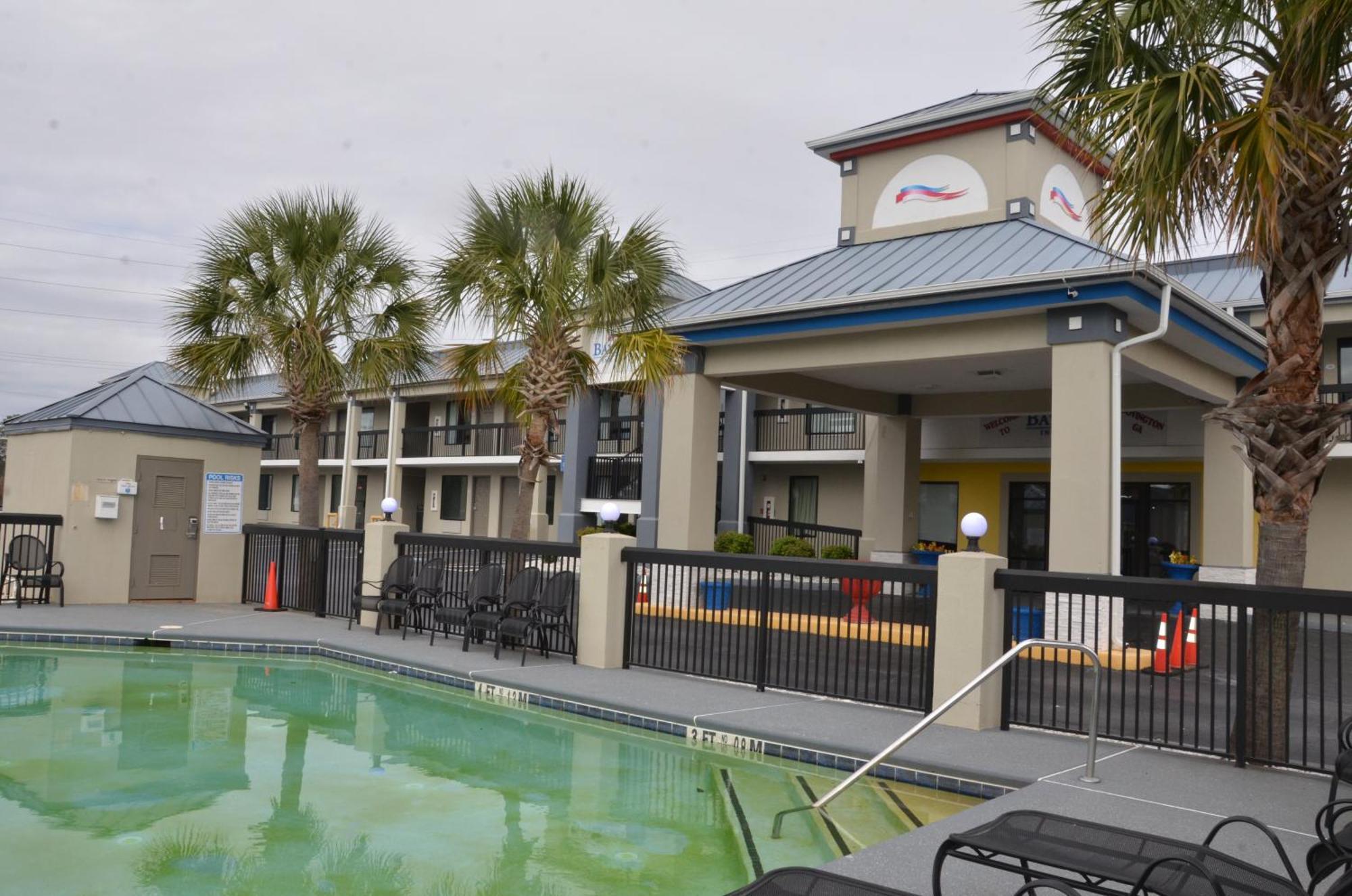 Baymont Suites Covington Ngoại thất bức ảnh