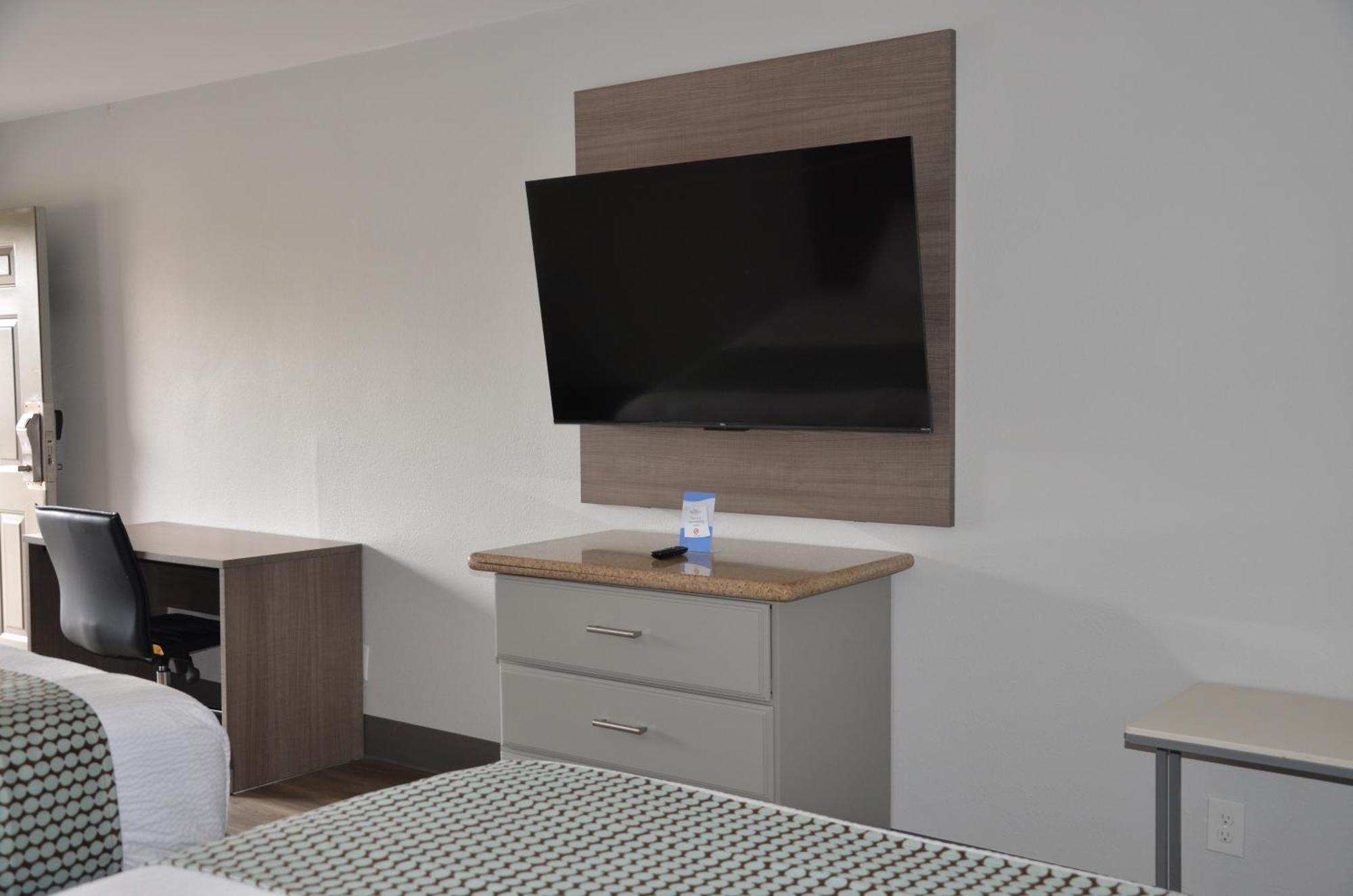 Baymont Suites Covington Ngoại thất bức ảnh